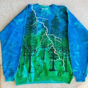 Blue and Green Graphic Sweatshirt